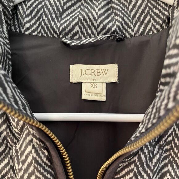 J. Crew Gray & White Herringbone Quilted Puffer Down Vest‎ Women's Size xs - Picture 4 of 7